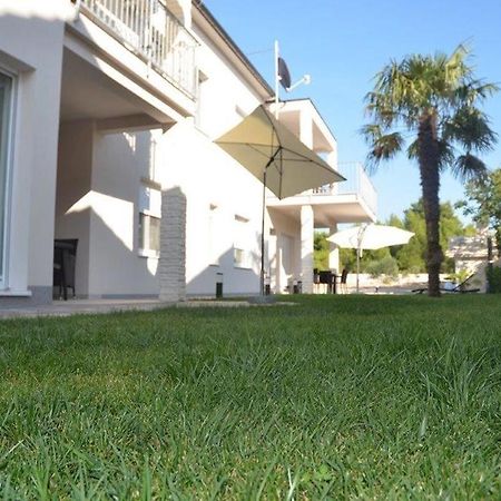 Apartments Villa Marina Водице Экстерьер фото